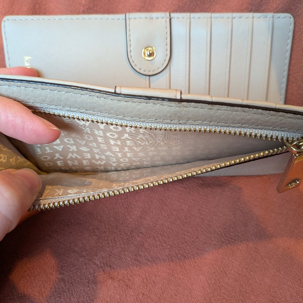 Kate Spade Light Gray Leather Wallet - Picture 6 of 8